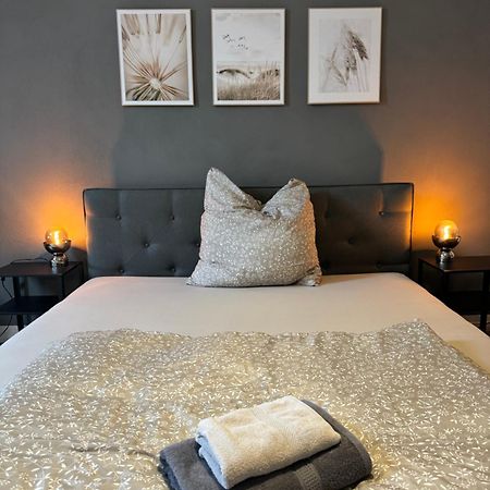 Appartement "Nina"Im Dachgeschoss, Inklusive Parkplatz Halle  Exteriér fotografie