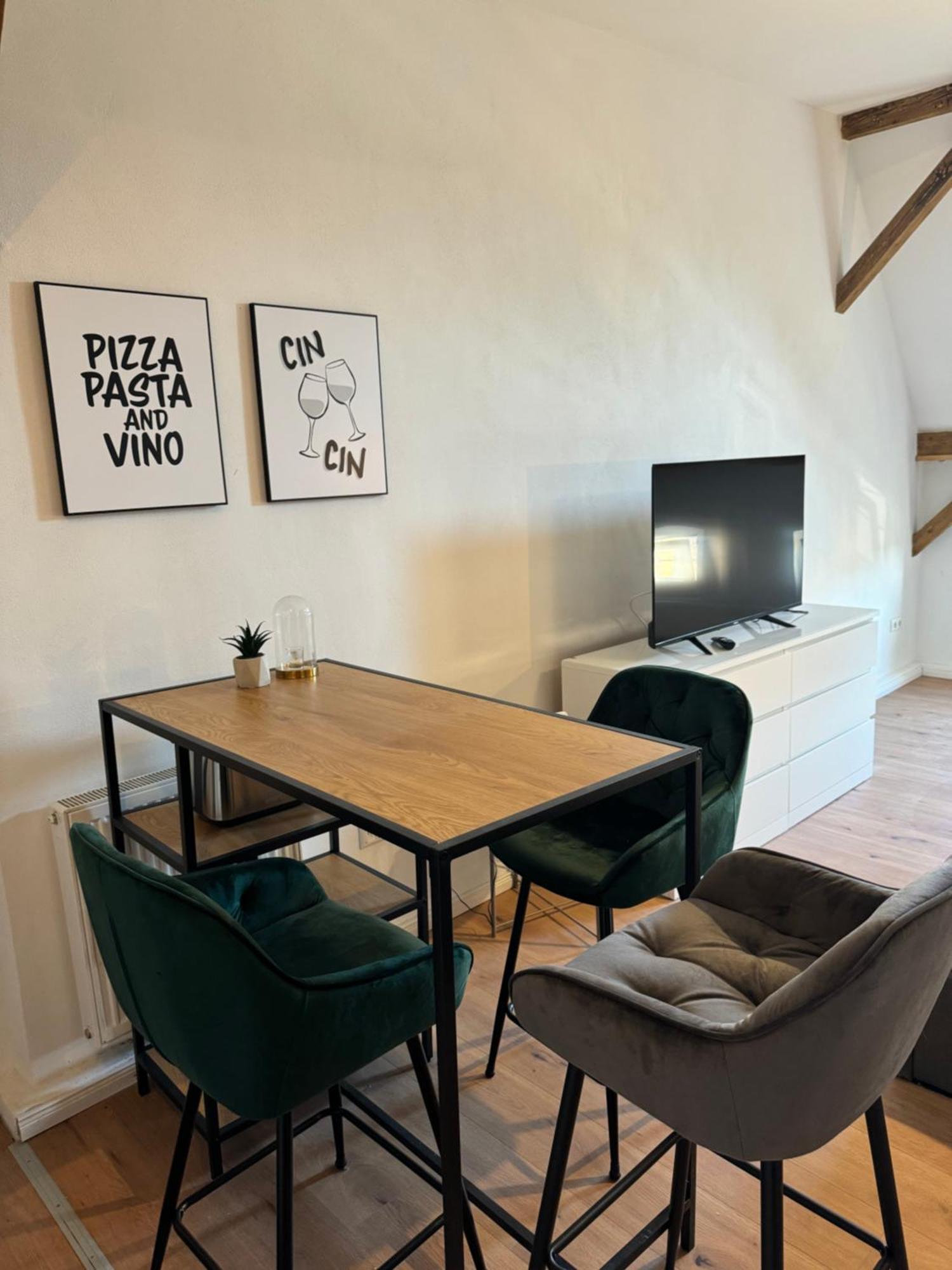 Appartement "Nina"Im Dachgeschoss, Inklusive Parkplatz Halle  Exteriér fotografie